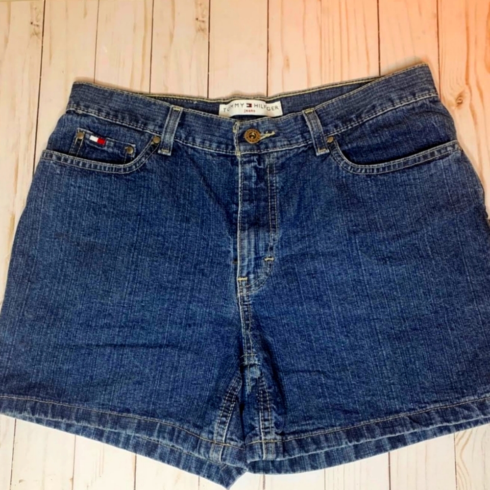 Tommy Hilfiger classic denim shorts